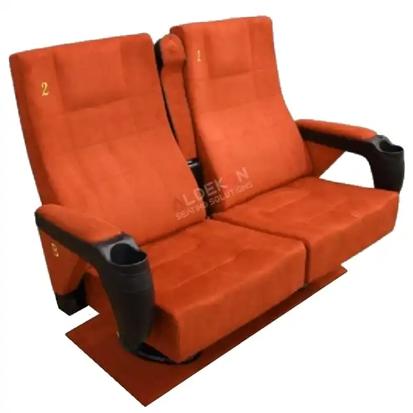 Jakarta-konferans-sinema-koltugu-106